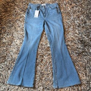 NWT PAIGE high Rise Bell Canton Jeans